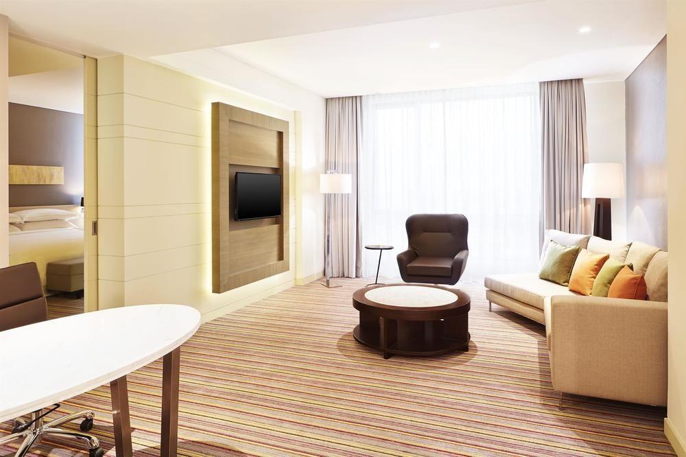 Four Points By Sheraton Puchong Exterior photo