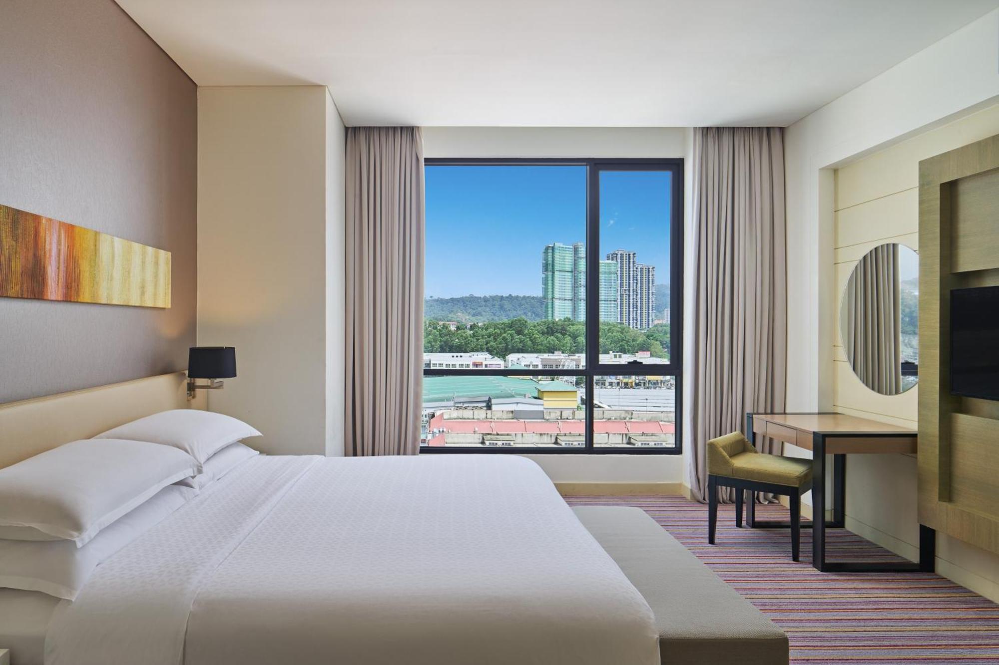 Four Points By Sheraton Puchong Exterior photo